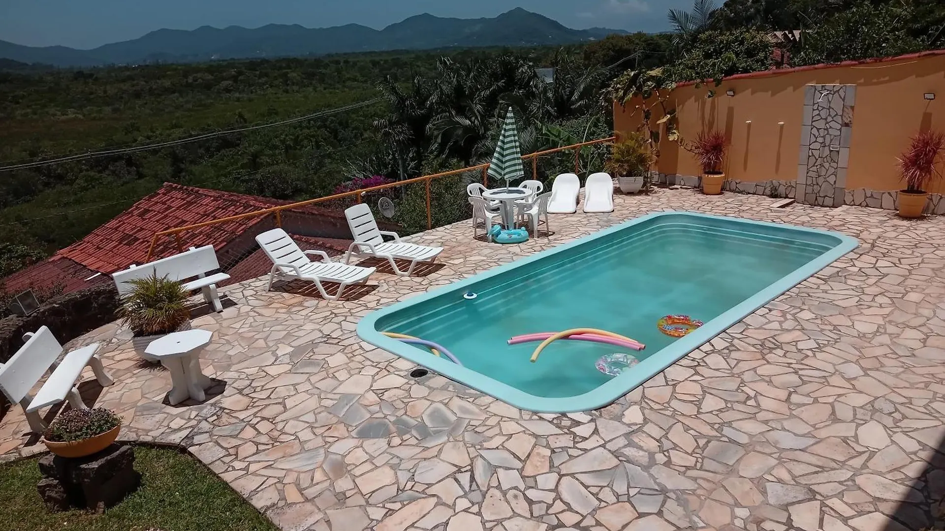 Apartamento 3 Quartos Proximo A Jurere Florianópolis